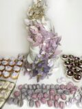 Каскад бузкових метеликів